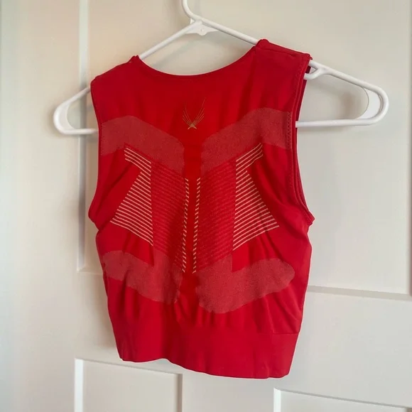 Lucas Hugh London Top - Picture 9 of 11